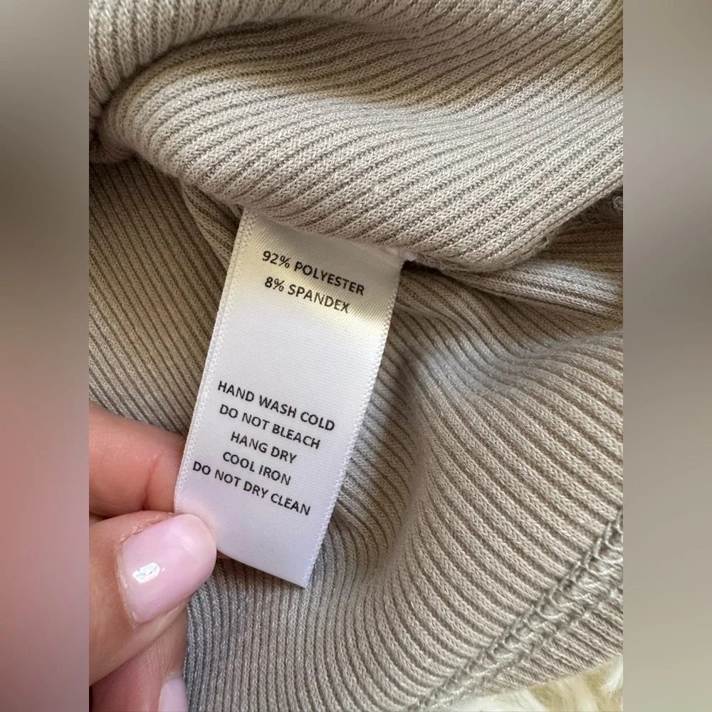 Mod Ref Rhea Tank NWT - Picture 5 of 7